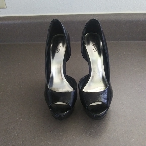 City street stilettos - Picture 4 of 5